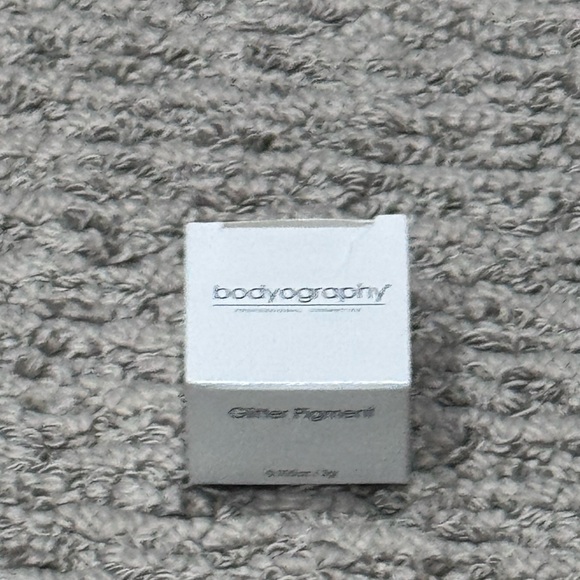 Bodyography Glitter Pigment- soire - Picture 2 of 2